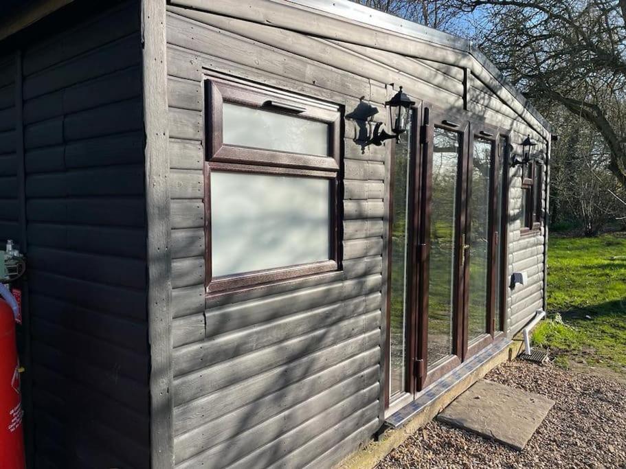 The Cabin Welwyn Garden City Dış mekan fotoğraf